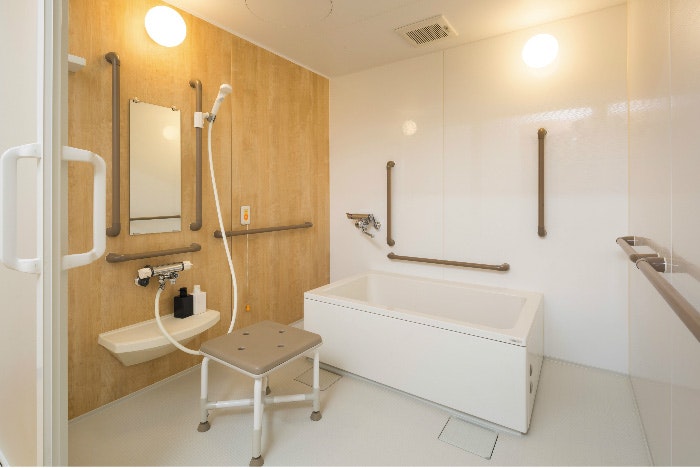 個室浴室 SOMPOケア ラヴィーレレジデンス旭ヶ丘(住宅型有料老人ホーム)の画像