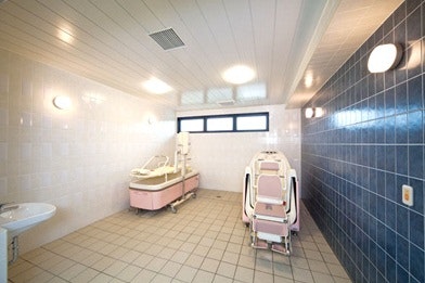 機械浴 SOMPOケア ラヴィーレレジデンス泉中央(住宅型有料老人ホーム)の画像