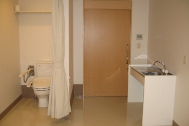 居室内トイレ・洗面台 グリーンライフ前橋敷島(住宅型有料老人ホーム)の画像