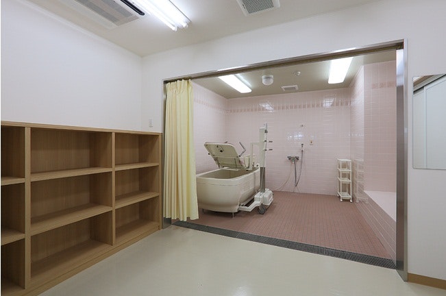 浴室 ナーシングホームあい 誉(ほまれ)(住宅型有料老人ホーム)の画像