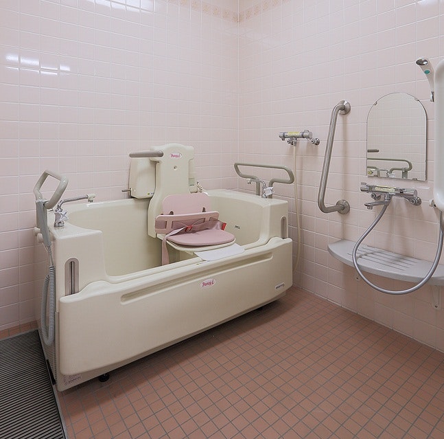 浴室2 ナーシングホームあい 暖(ぬくもり)(住宅型有料老人ホーム)の画像
