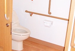 居室トイレ そんぽの家越谷(有料老人ホーム[特定施設])の画像