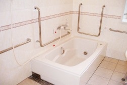 浴室 そんぽの家越谷(有料老人ホーム[特定施設])の画像