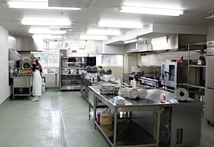 厨房 ロイヤルケアホーム川島(サービス付き高齢者向け住宅(サ高住))の画像