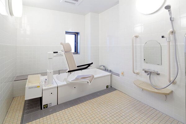 浴室 ニチイホーム 東船橋(有料老人ホーム[特定施設])の画像
