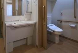 居室洗面・トイレ そんぽの家S 王子神谷(サービス付き高齢者向け住宅(サ高住))の画像