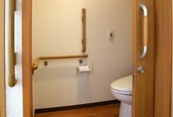 居室トイレ そんぽの家竹ノ塚サンフラワー(有料老人ホーム[特定施設])の画像