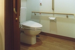 居室トイレ そんぽの家八坂(有料老人ホーム[特定施設])の画像