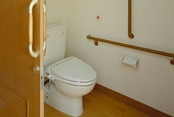 居室トイレ そんぽの家隅田公園(有料老人ホーム[特定施設])の画像