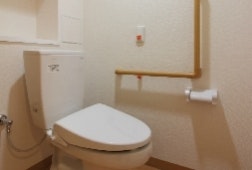 居室トイレ そんぽの家S上野毛(サービス付き高齢者向け住宅(サ高住))の画像