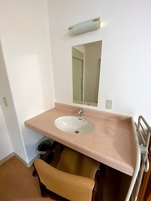 ONODERAナーシングヴィラ ルネッサ四谷の居室内設備-洗面台