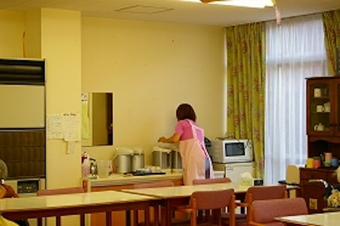 ひまわりホーム新宿(介護付き有料老人ホーム)の写真