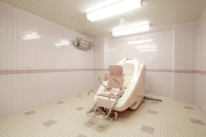 ニチイホーム鷺ノ宮の特別浴室