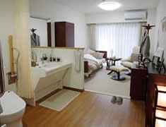 居室例1 フローレンスケア荻窪(有料老人ホーム[特定施設])の画像