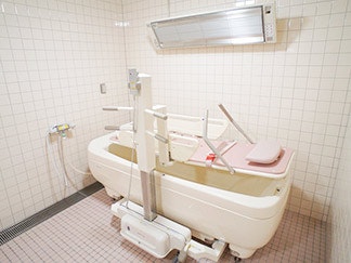 機械浴室 福寿やまと下鶴間(住宅型有料老人ホーム)の画像