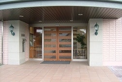 玄関 そんぽの家横浜港南台(有料老人ホーム[特定施設])の画像
