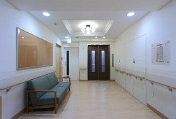 廊下 そんぽの家 御幸公園(有料老人ホーム[特定施設])の画像