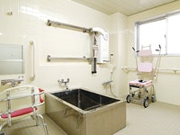 一般浴兼リフト浴室 はなことば新横浜2号館(有料老人ホーム[特定施設])の画像