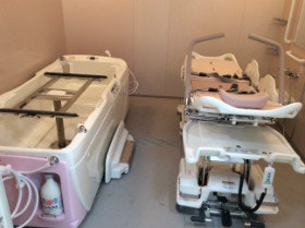 機械浴(仰臥位入浴) シニアフォレスト横浜戸塚(有料老人ホーム[特定施設])の画像