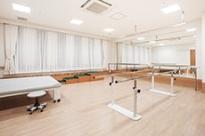 機能訓練室 SOMPOケア ラヴィーレ湘南鷹取(有料老人ホーム[特定施設])の画像