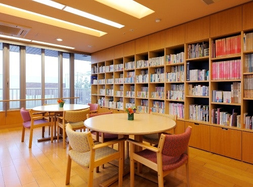 図書室 ヒルデモアたまプラーザ・ビレッジⅠ(有料老人ホーム[特定施設])の画像