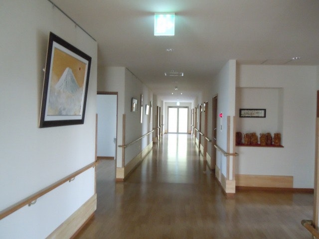 廊下 ケアライフ聖(住宅型有料老人ホーム)の画像