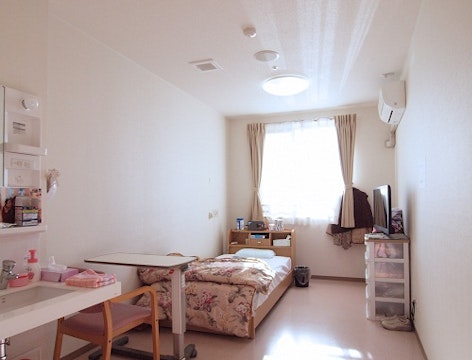 ロータスケア岡宮(住宅型有料老人ホーム)の写真
