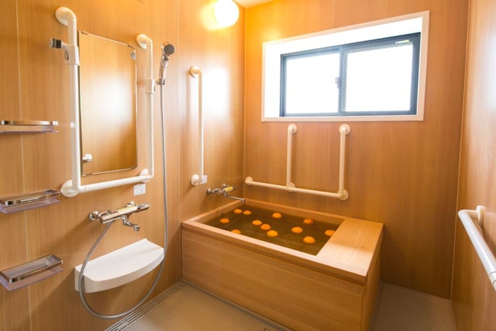浴室(ひのき風呂) ハートライフ押切(サービス付き高齢者向け住宅(サ高住))の画像
