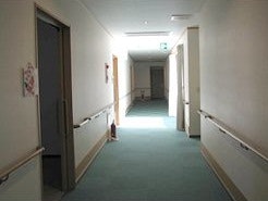 廊下 マコDEホーム弁天(住宅型有料老人ホーム)の画像