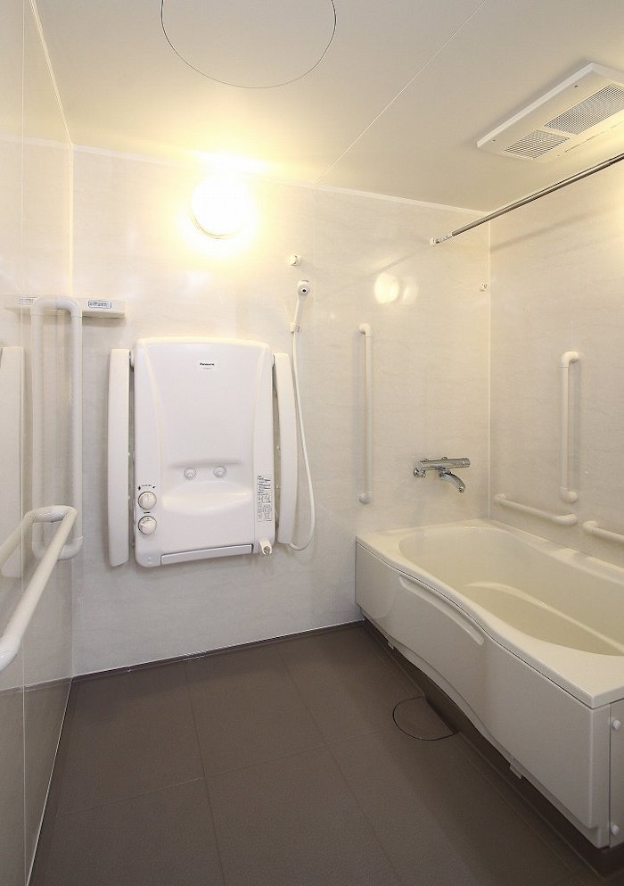 浴室2 ロッジハウス中島新町(サービス付き高齢者向け住宅(サ高住))の画像