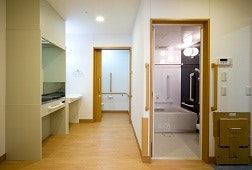 居室キッチン・浴室 そんぽの家高辻(有料老人ホーム[特定施設])の画像