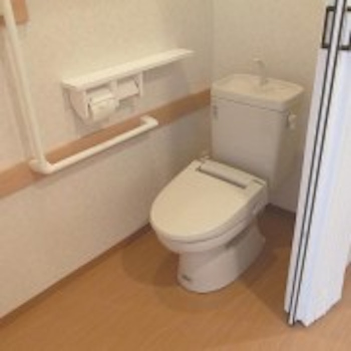 居室トイレ あんじゅ竜美(住宅型有料老人ホーム)の画像