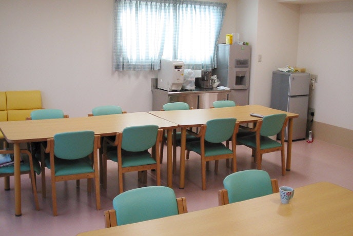 食堂兼機能訓練室 新道ケアコミュニティそよ風(有料老人ホーム[特定施設])の画像