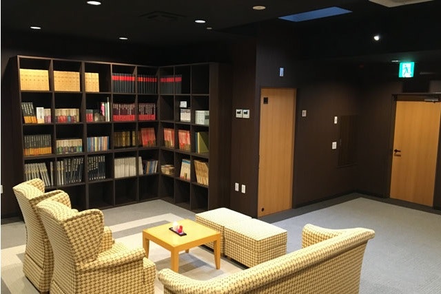 図書コーナー フローラユーアイ(有料老人ホーム[特定施設])の画像