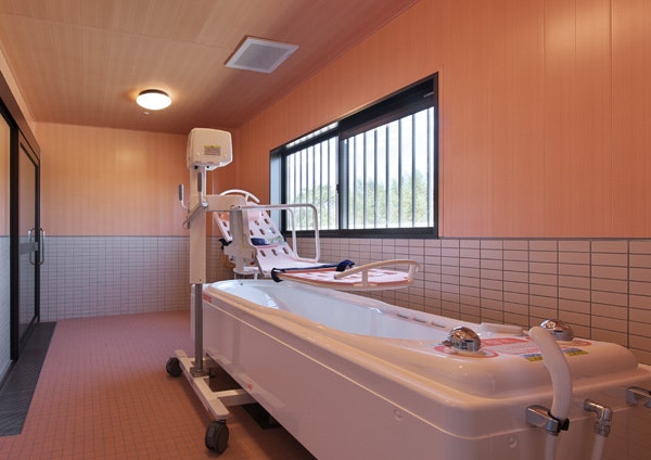 機械浴室 高齢者介護ホーム ナゴミガーデン(サービス付き高齢者向け住宅(サ高住))の画像