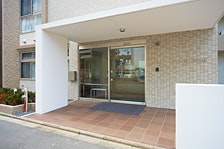 エントランス スーパー・コート京・西京極(住宅型有料老人ホーム)の画像