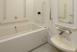居室浴室 そんぽの家S 修学院(サービス付き高齢者向け住宅(サ高住))の画像