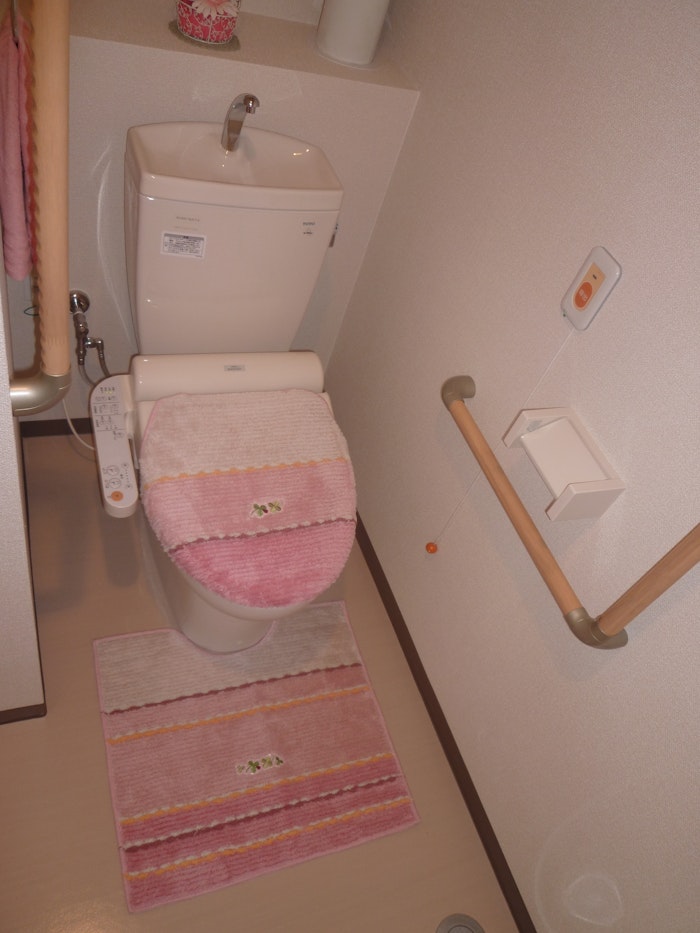 トイレ ケア・ブリッジ青山町(サービス付き高齢者向け住宅(サ高住))の画像