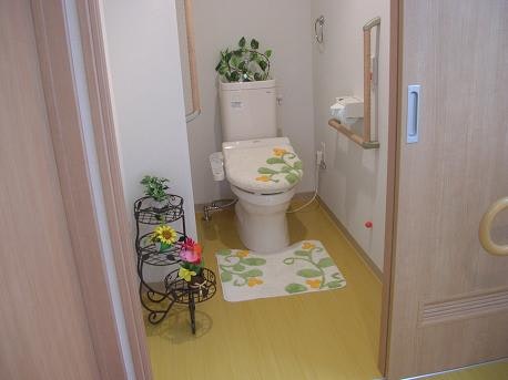 居室トイレ ボナール豊中(サービス付き高齢者向け住宅(サ高住))の画像
