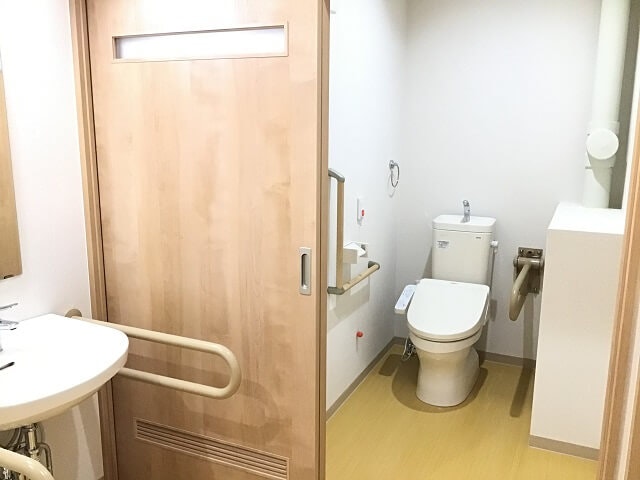 トイレ グラシア八戸ノ里(サービス付き高齢者向け住宅(サ高住))の画像