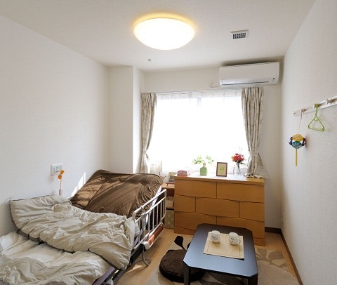 居室1 やさしい手 東大阪楠根(住宅型有料老人ホーム)の画像
