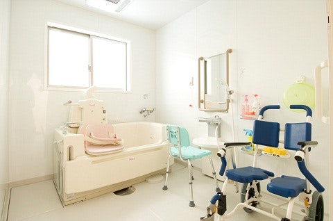 介護浴室 やさしい手 東大阪(住宅型有料老人ホーム)の画像