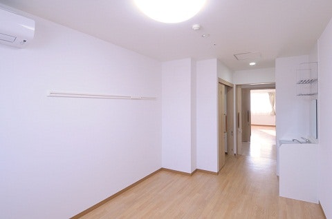 居室1 フォーユー八尾山本(住宅型有料老人ホーム)の画像
