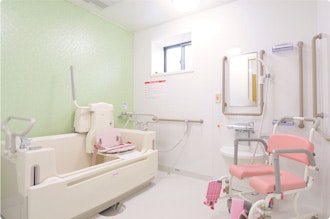 浴室・介護浴室 フォーユー東大阪寿(住宅型有料老人ホーム)の画像