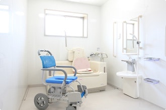 浴室・介護浴室 フォーユー東大阪吉田(住宅型有料老人ホーム)の画像