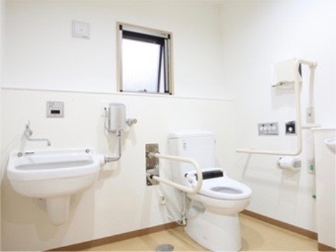 トイレ フォーユー交野(住宅型有料老人ホーム)の画像
