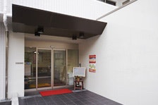 エントランス スーパー・コート茨木さくら通り(住宅型有料老人ホーム)の画像