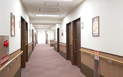 廊下 スーパー・コート茨木さくら通り(住宅型有料老人ホーム)の画像