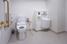 共用トイレ スーパー・コート豊中桃山台(住宅型有料老人ホーム)の画像