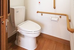 居室トイレ そんぽの家城北(有料老人ホーム[特定施設])の画像